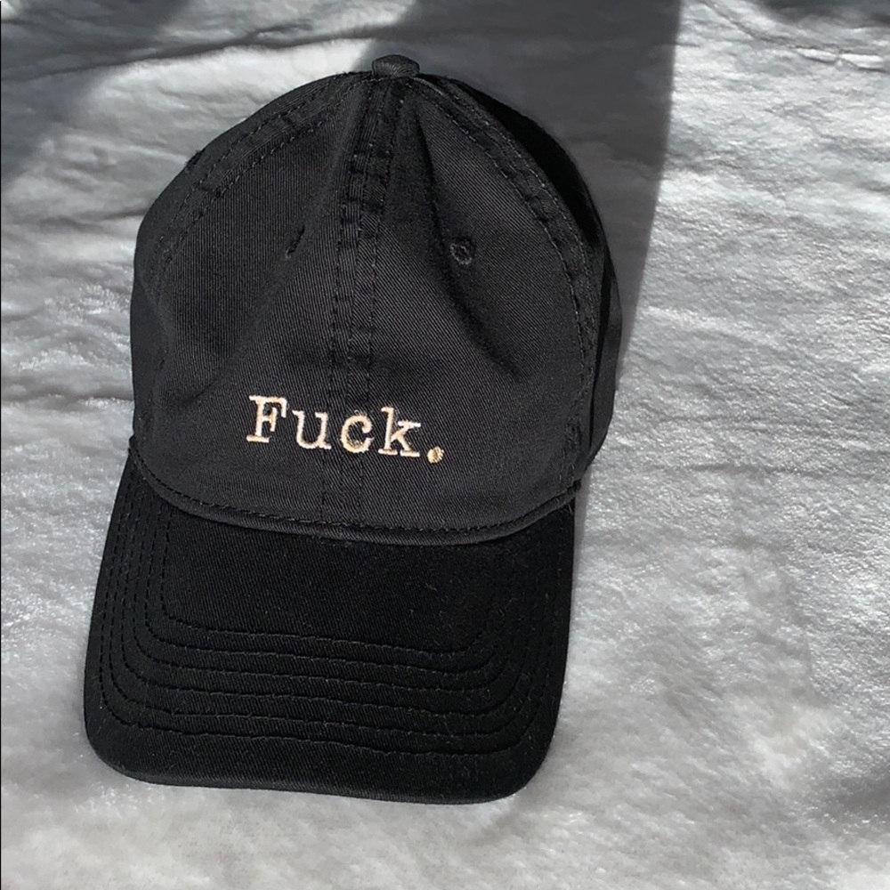 BLACK HAT